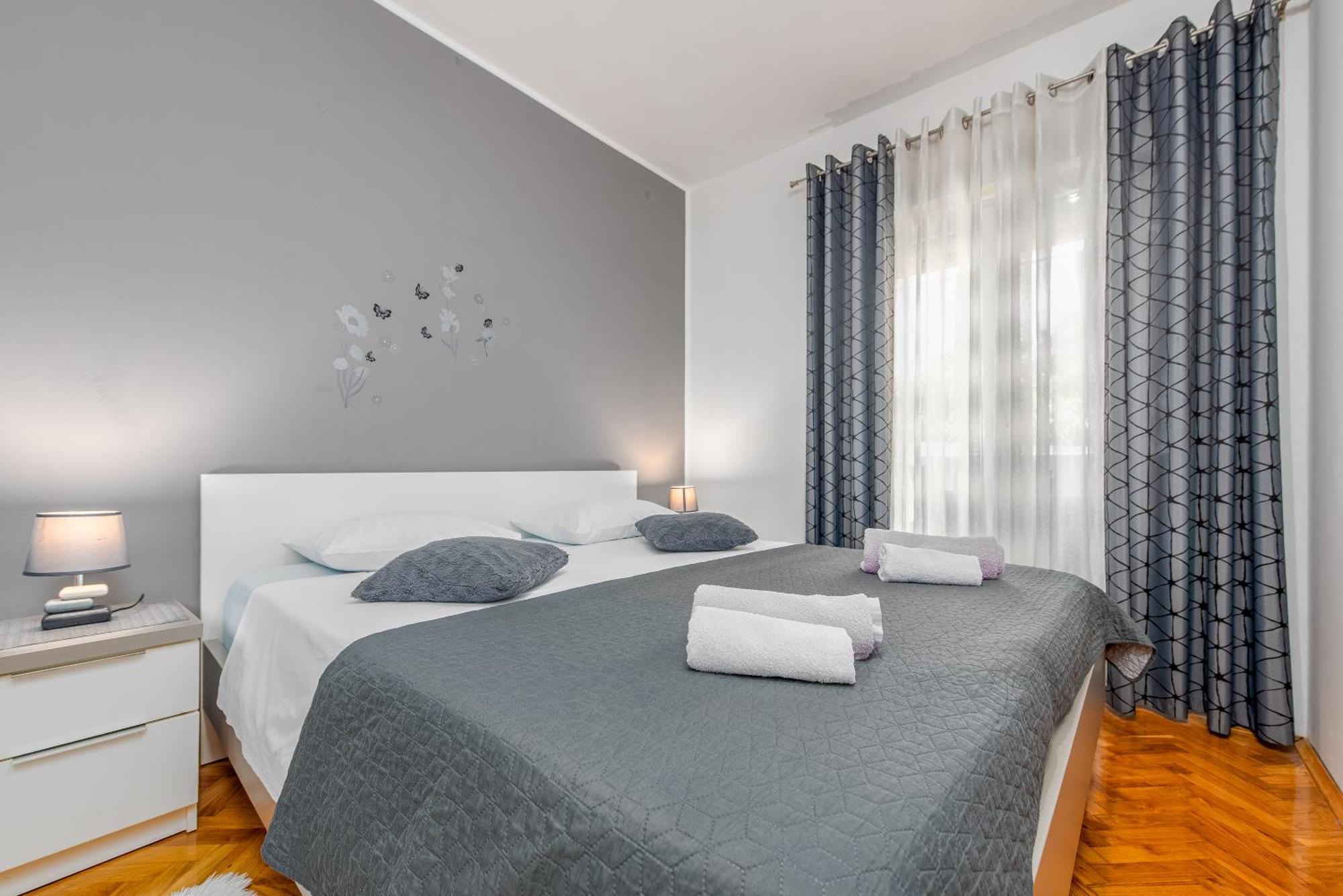 Floyd Apartament